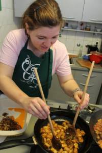 Cooking workshop for students 12 [ 70.18 Kb ]
