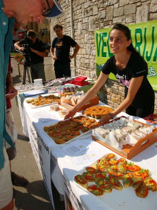 Tasting in Porec 3 [ 120.06 Kb ]