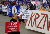 Zagreb demo against the seal slaughter 25 [ 102.96 Kb ]