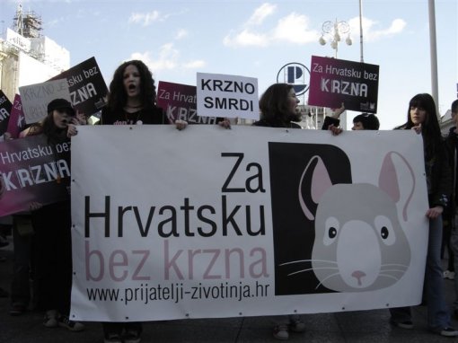 Loudly For Croatia Without Fur2