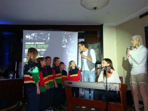 Promotion of the song 'No Excuse' 3 [ 102.42 Kb ]